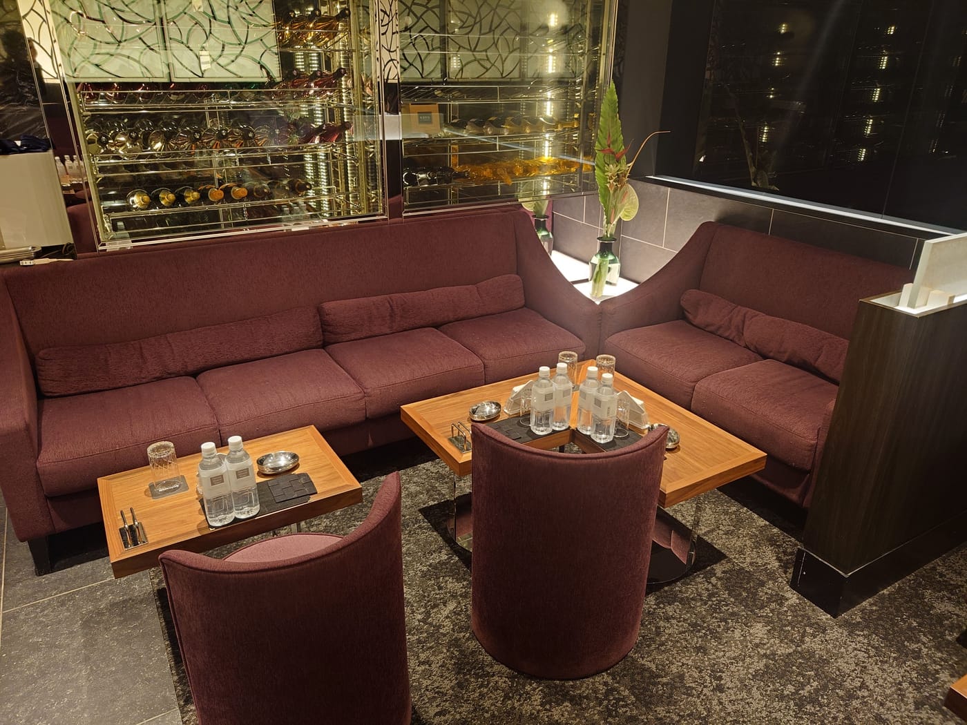 SoloMON MAIN ROOM ワインセラー